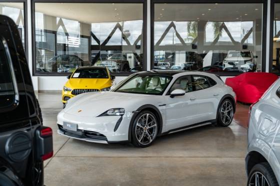 PORSCHE TAYCAN 4 CROSS TURISMO ELÉTRICO